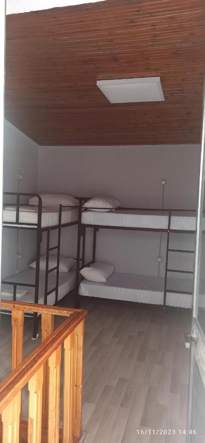 Royal Hostel ティラナ エクステリア 写真