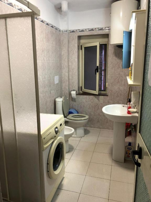 Royal Hostel ティラナ エクステリア 写真